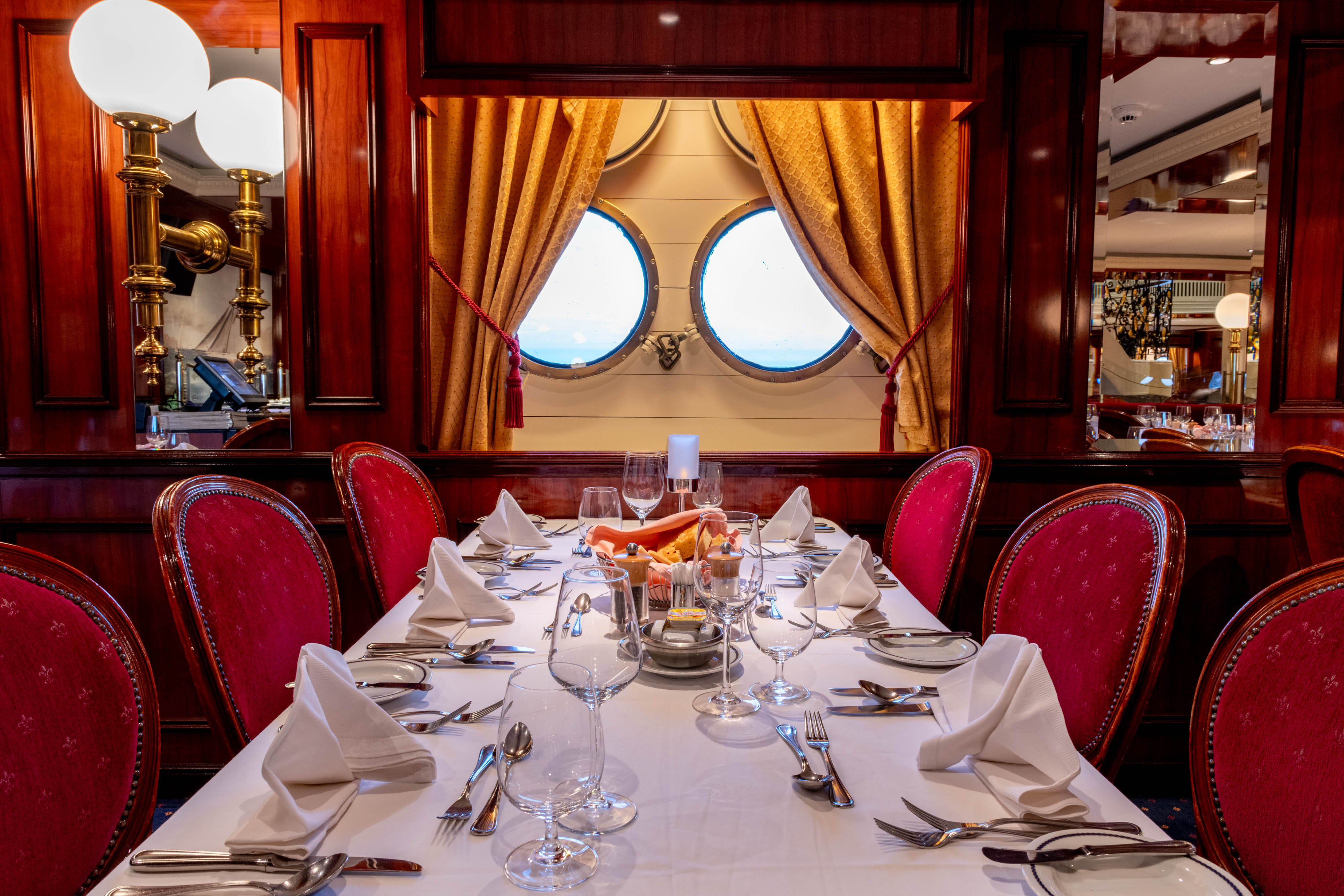 Royal Clipper - Clipper Dining Room